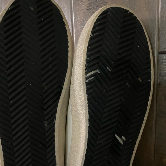 Star Shoes that look like Golden Goose Sneaker - Picture 5 of 8